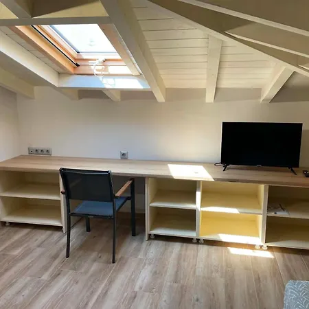 Apartament Shadowofathospremium *